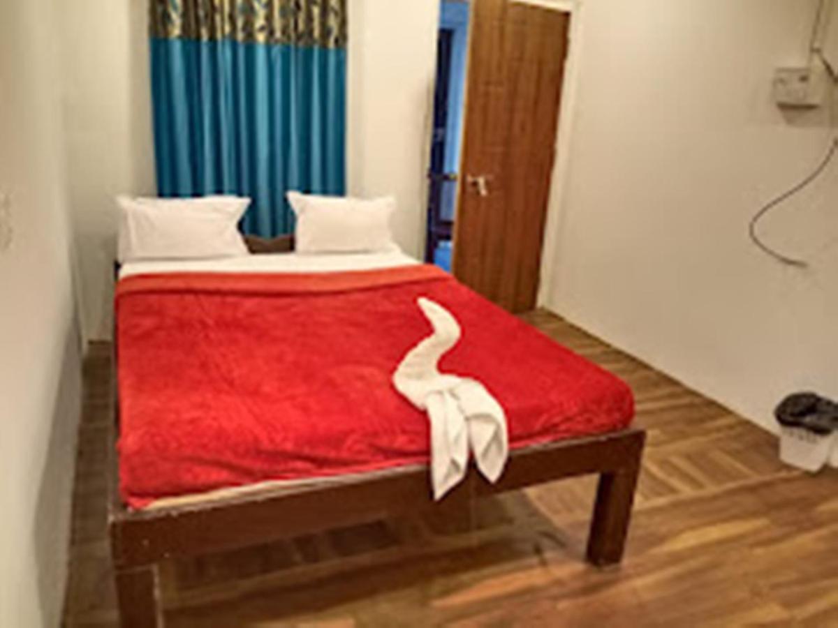Hotel Paradise Inn Nagaon  Zewnętrze zdjęcie
